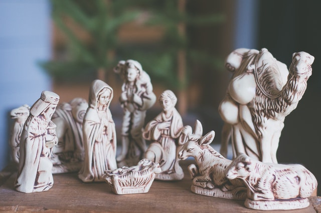 nativity scene , relieve anxiety by focusing on Christ